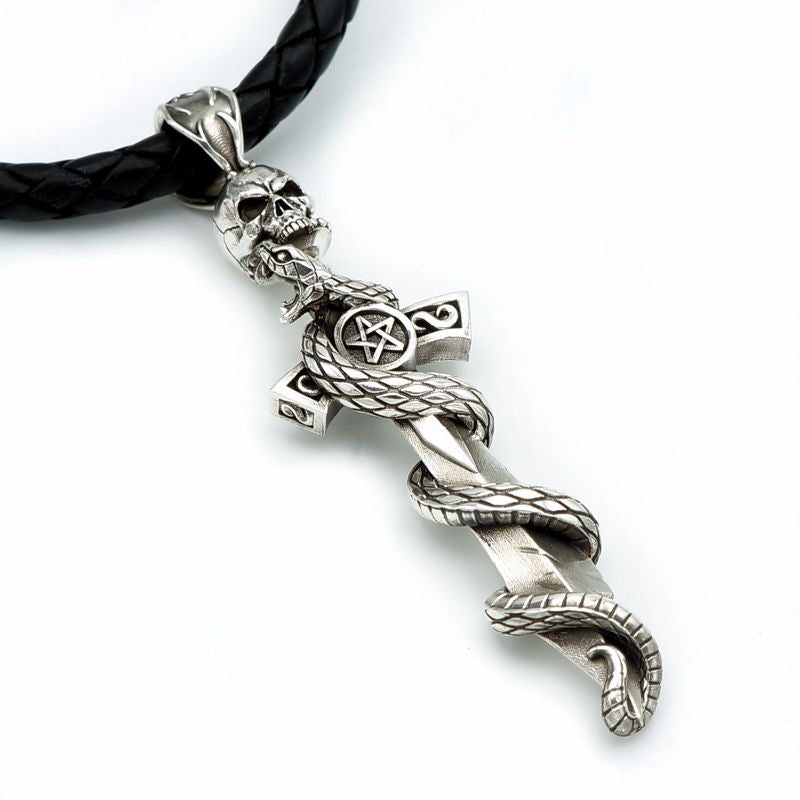 3132  SERPENT´S EDGE